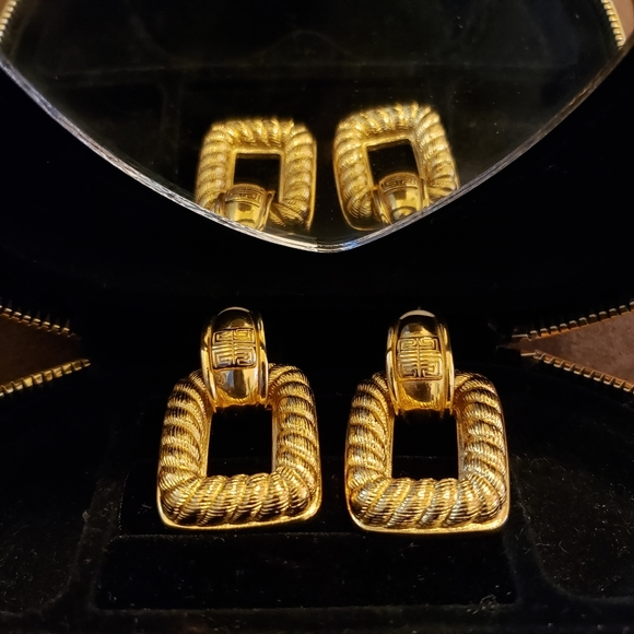 RARE Vintage Givenchy Signed Door Knocker Earrings - Picture 3 of 10